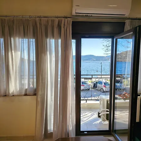 公寓 2steps To The *